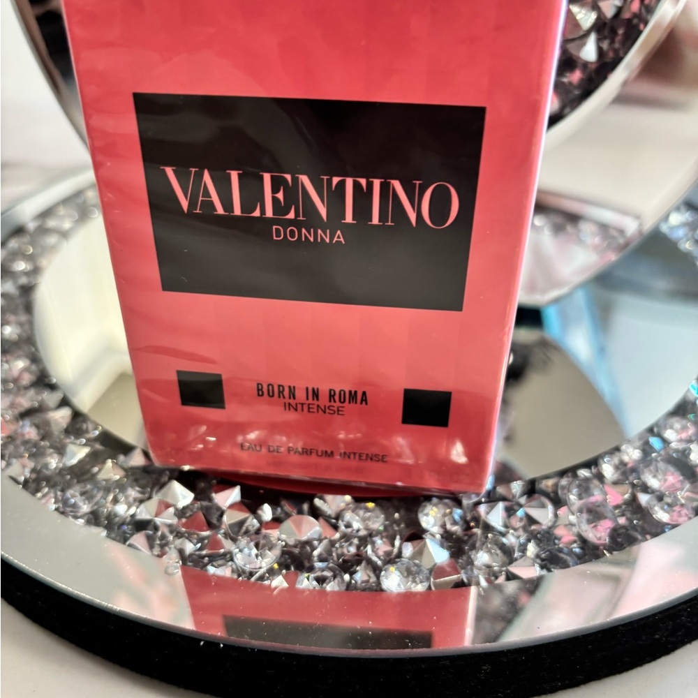 Valentino Donna Born in Roma Intense - Pink and Black